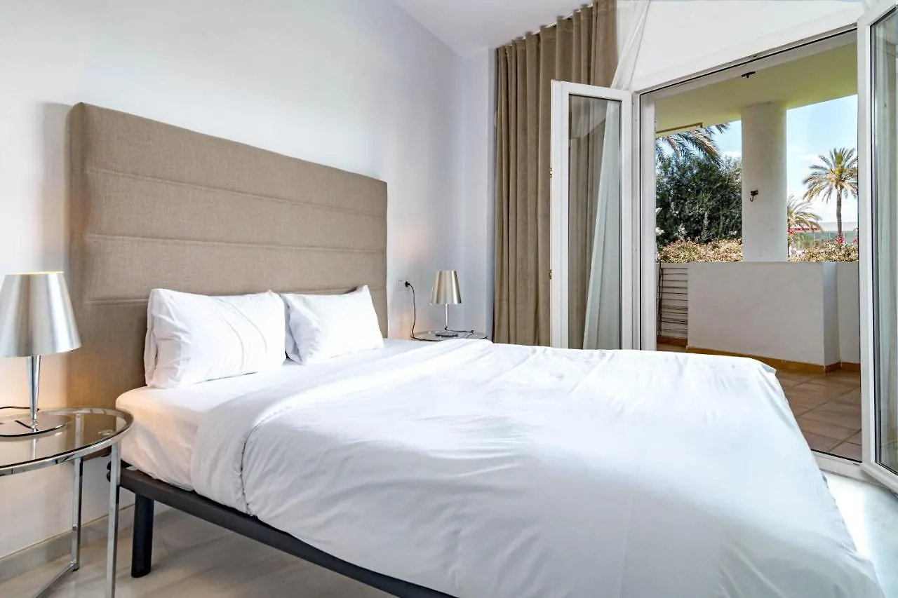 Pr20 - Good Located Flat Puerto Banus Apartment Marbella