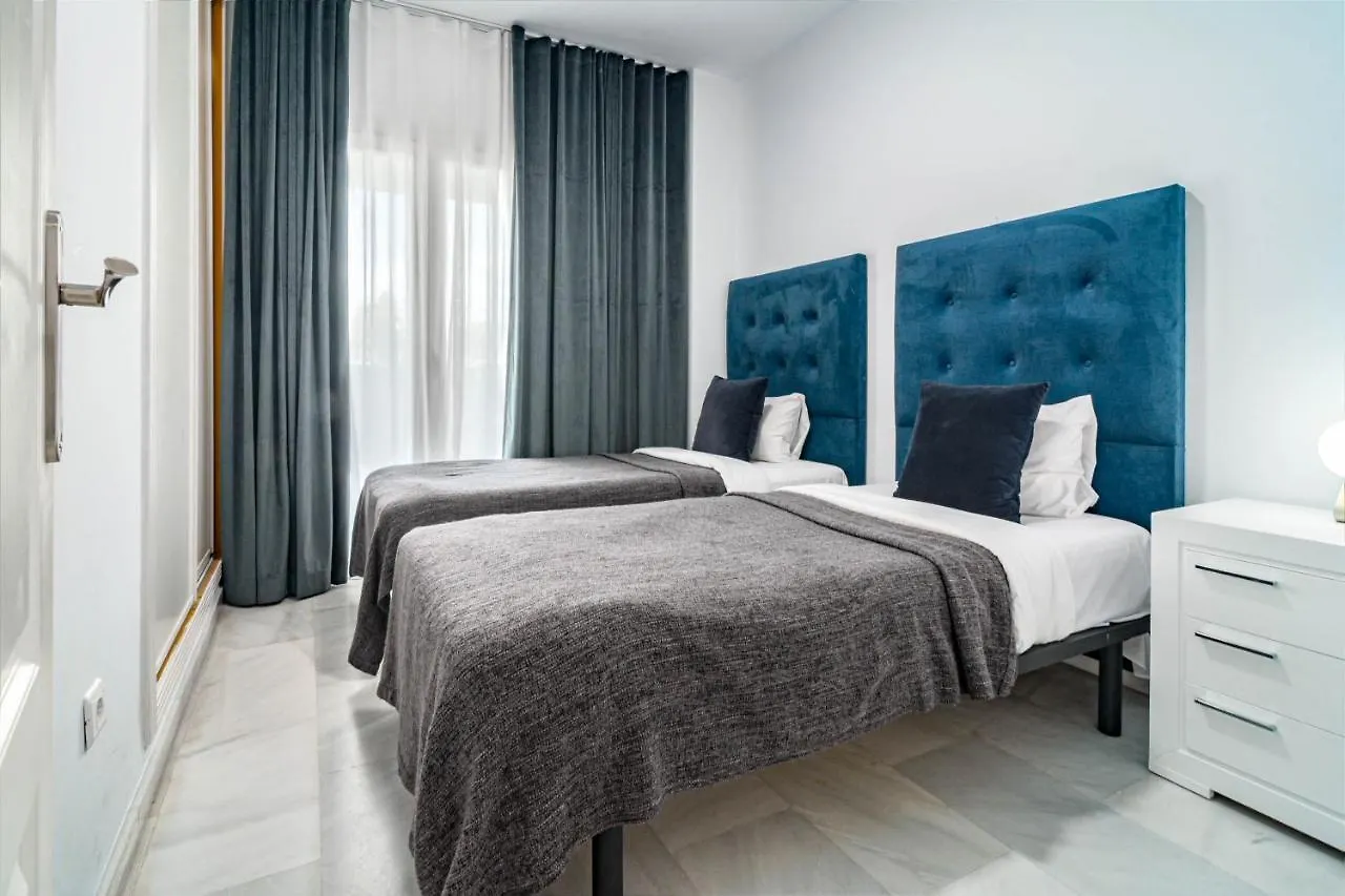 Pr20 - Good Located Flat Puerto Banus Apartment Marbella Spain